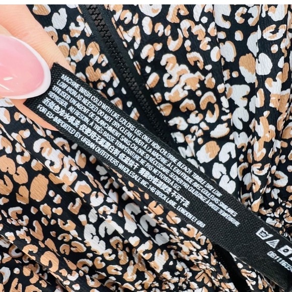 Free People Run Wild Hooded Jacket in Leopard Size Small - Picture 11 of 14